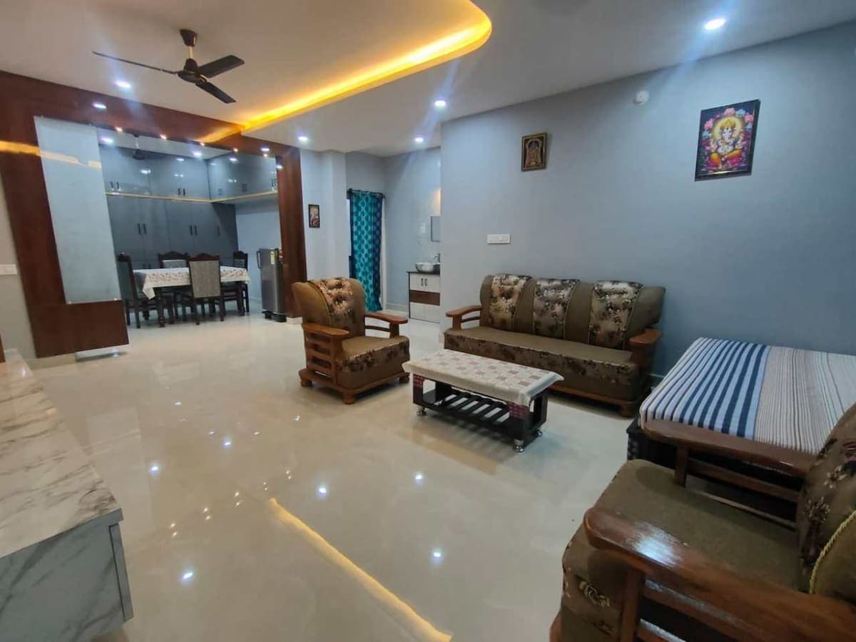 Main property image