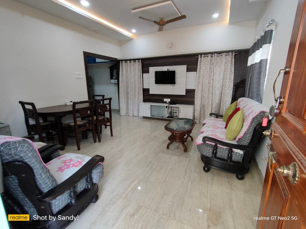 Main property image